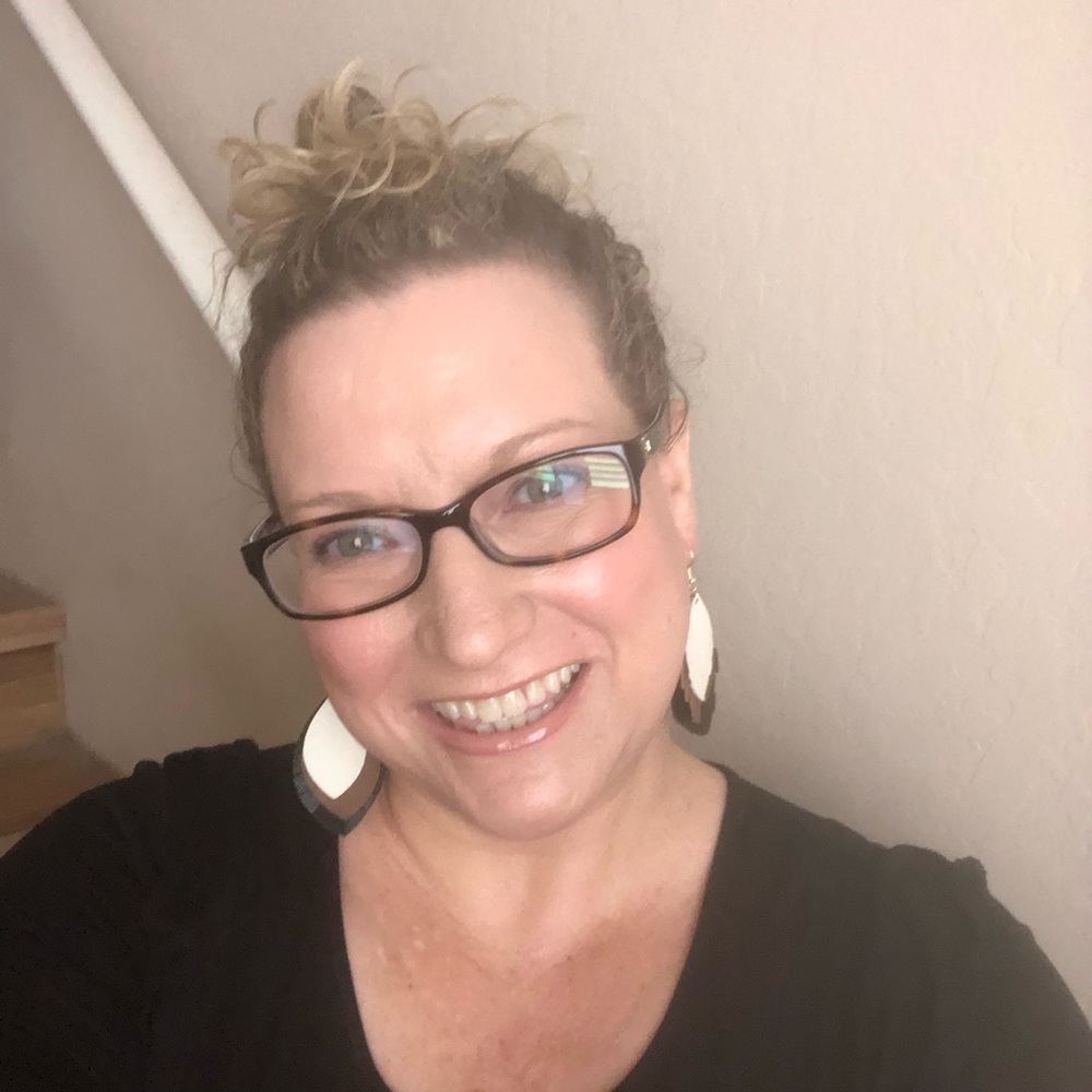 Meet your Posher, Melissa